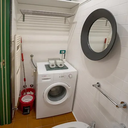 Nice Apartment Verona דירה ורונה